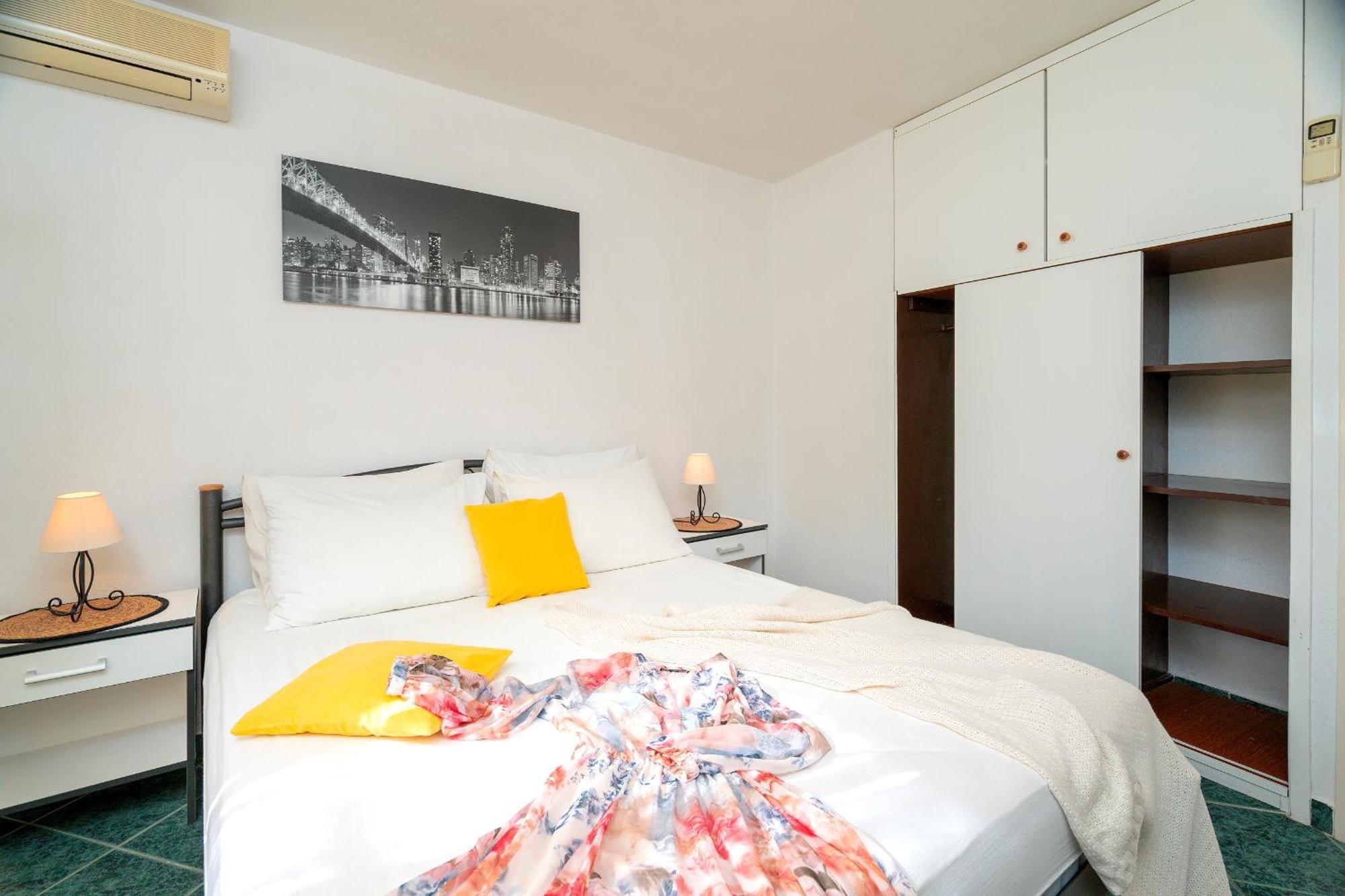 Apartments Lucic フヴァル エクステリア 写真