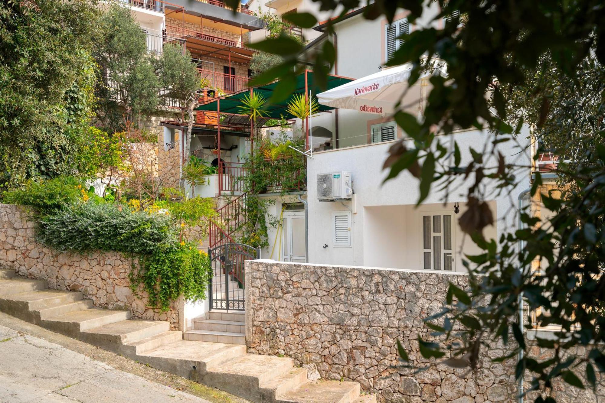 Apartments Lucic フヴァル エクステリア 写真